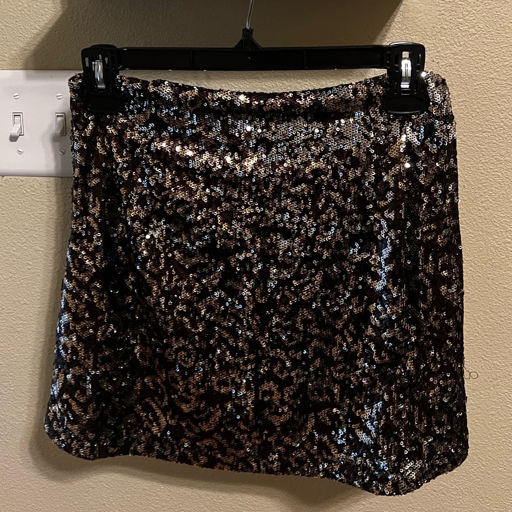 Boutique sequin skirt